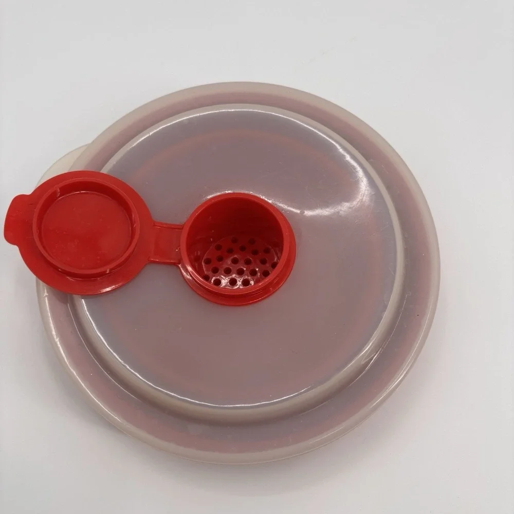 Pampered‎ Chef Microwave Popcorn Popper Silicone Collapsible Bowl w/Lid